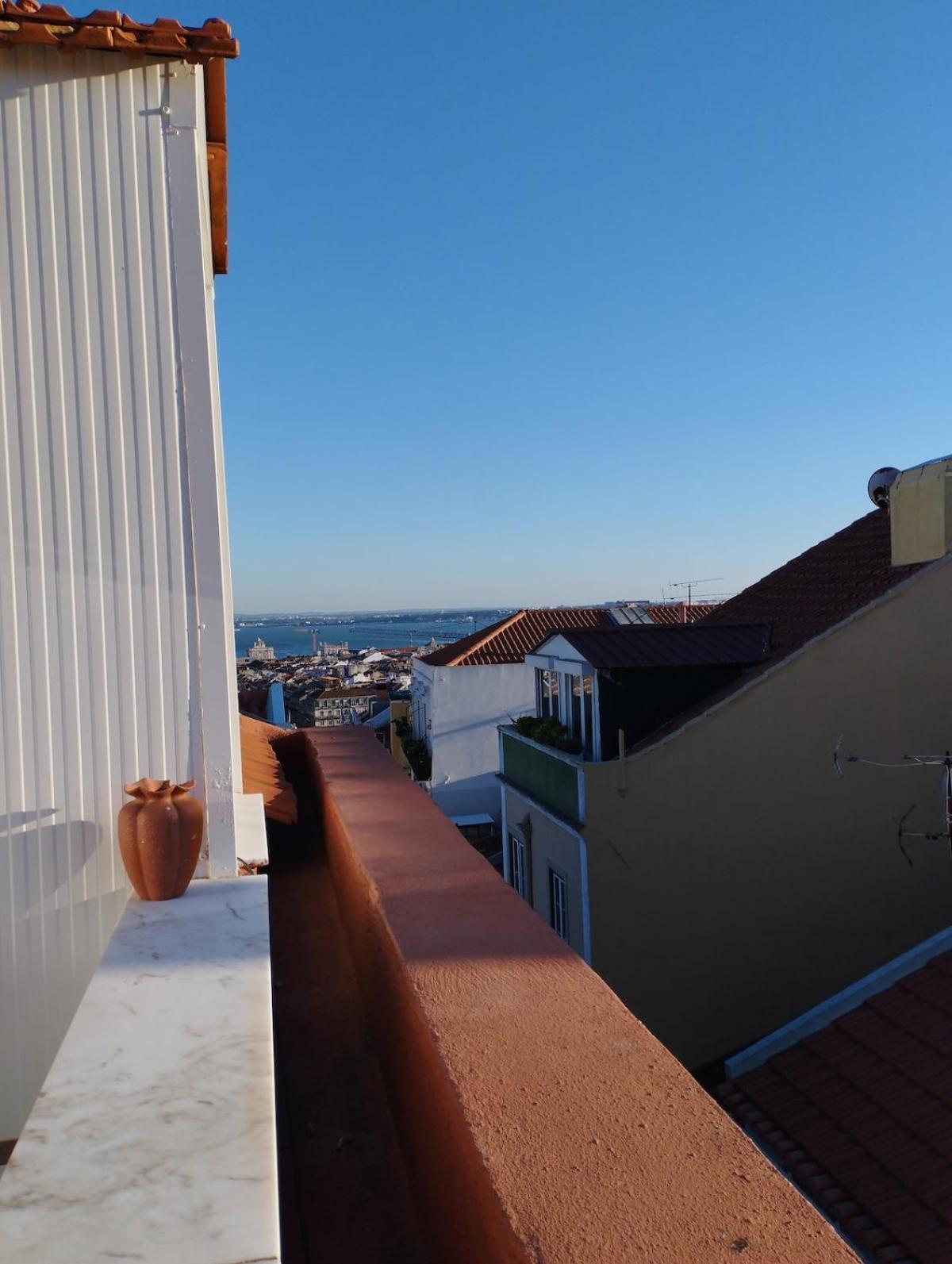 Martim Vaz - Rooftop *